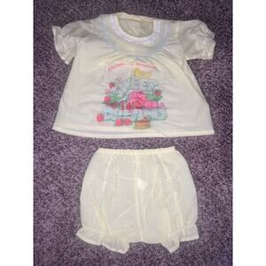 Vintage 1980s Strawberry Shortcake shortie pajama set fire resistant size 4